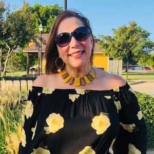 Meet your Posher, Beth